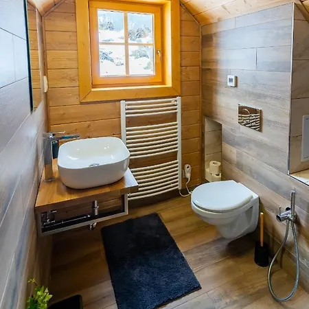 Chalupka Na Luke 샬레 *